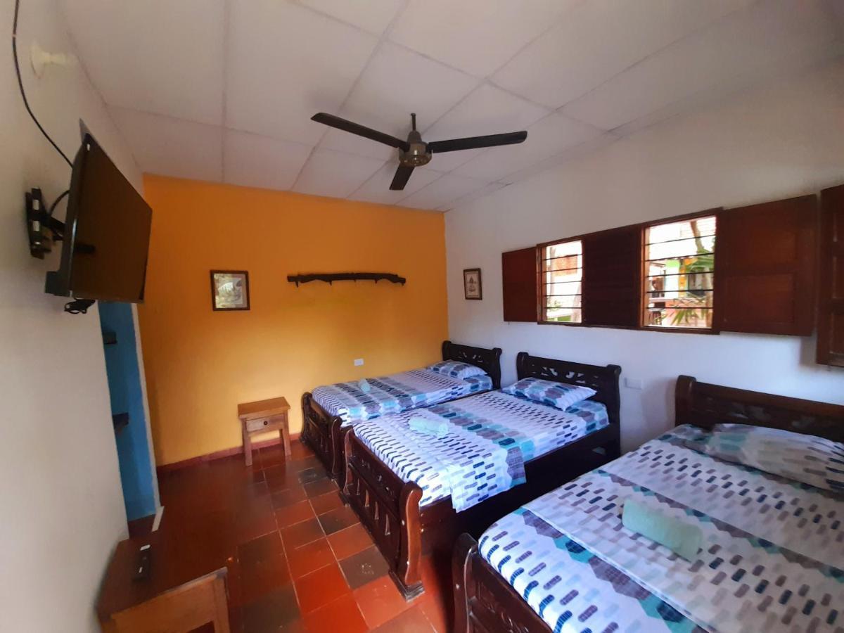 Hostal La Casa De Felipe Hostel ตากังกา ภายนอก รูปภาพ