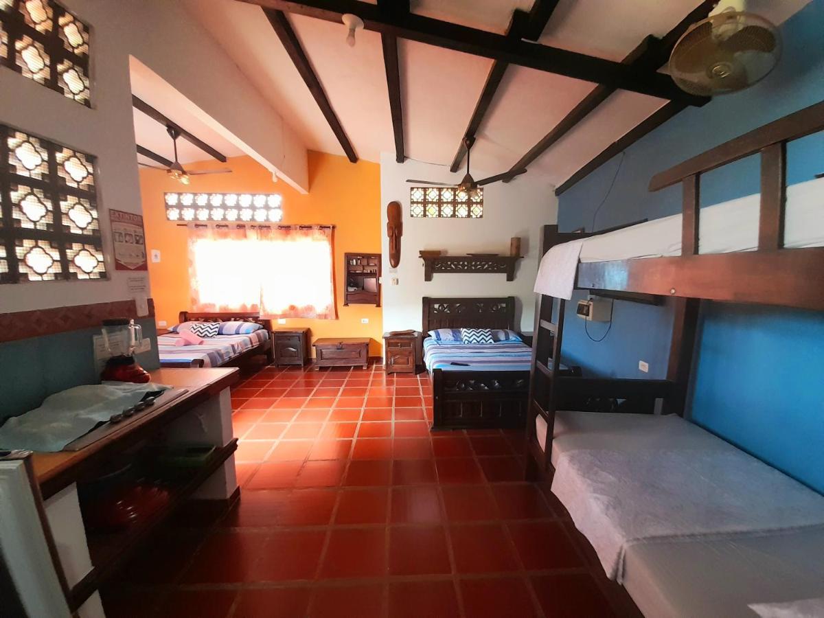 Hostal La Casa De Felipe Hostel ตากังกา ภายนอก รูปภาพ