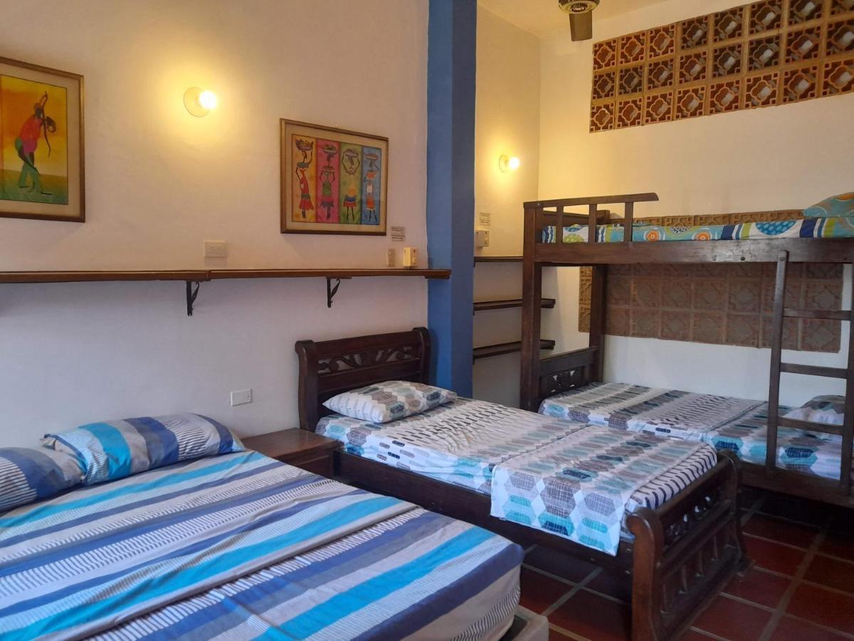 Hostal La Casa De Felipe ตากังกา ภายนอก รูปภาพ