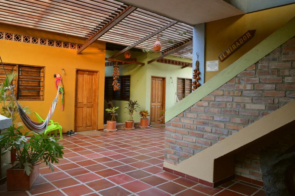 Hostal La Casa De Felipe Hostel ตากังกา ภายนอก รูปภาพ